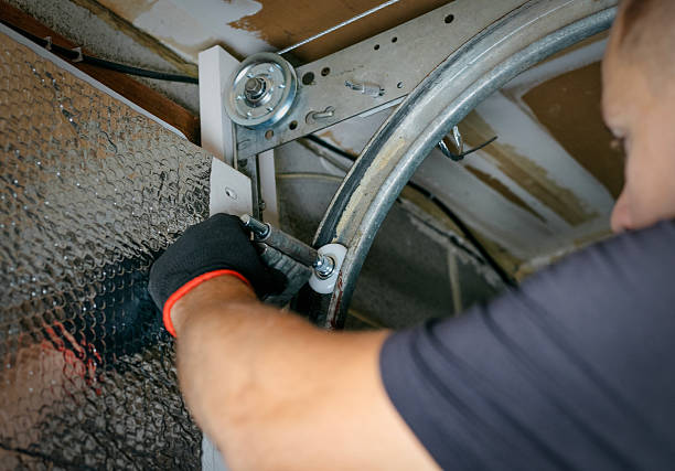 Affordable Garage Door Roller Replacement solutions in Spring Lake, MI